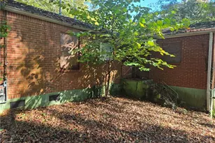 2214 Lilac Ln, Decatur, GA 30032 - Photo 4