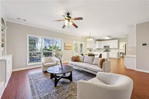 1017 Rolling Forest Ln, Lilburn, GA 30047 - Photo 6