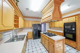 3235 Wyndham Park Ct, Decatur, GA 30034 - Photo 12