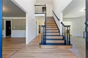 3798 Upland Dr, Marietta, GA 30066 - Photo 2