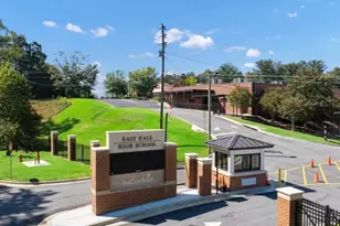 2911 Daxton Ln, Gainesville, GA 30507 - Photo 8