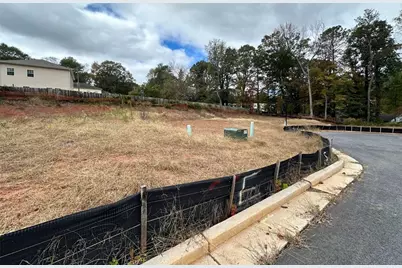 2080 Tilson Road, Decatur, GA 30032 - Photo 6