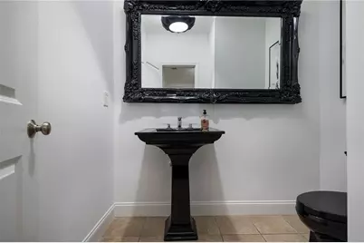 538 Sarabrook Place, Atlanta, GA 30342 - Photo 32