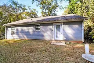 1414 Lucky St, Griffin, GA 30223 - Photo 4