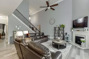 561 Wagon Hill Ln, Sugar Hill, GA 30518 - Photo 10