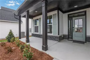 203 Coffee Ln, Hoschton, GA 30548 - Photo 4