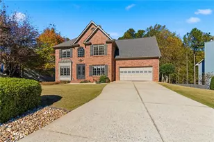 5995 Lake Windsor Pkwy, Buford, GA 30518 - Photo 10