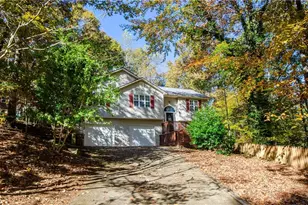 2470 Cambridge Hills Rd, Cumming, GA 30041 - Photo 2