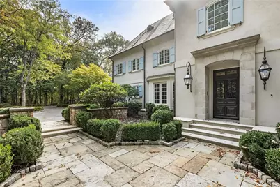 2485 W Wesley Road, Atlanta, GA 30327 - Photo 8