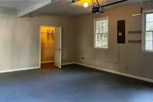 11175 Linbrook Ln, Johns Creek, GA 30097 - Photo 20