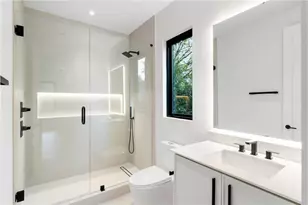 580 Elmwood Dr NE, Atlanta, GA 30306 - Photo 34