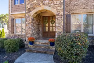 1114 Blue Water Ct, Buford, GA 30518 - Photo 4