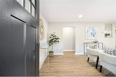 2488 Hi Roc Circle NE, Conyers, GA 30012 - Photo 8