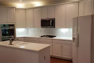 3281 Winthrop Cir, Marietta, GA 30067 - Photo 4