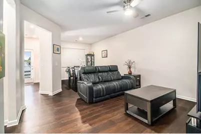 5642 Union Pointe Drive, Union City, GA 30291 - Photo 2