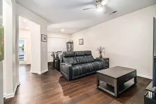 5642 Union Pointe Dr, Union City, GA 30291 - Photo 2