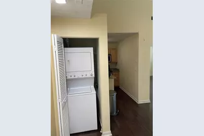 1031 State Street NW #205, Atlanta, GA 30318 - Photo 6