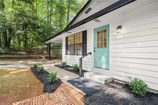 1184 Alemeda Dr, Marietta, GA 30066 - Photo 2