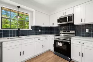 1184 Alemeda Dr, Marietta, GA 30066 - Photo 10