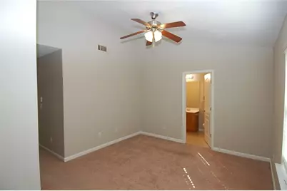 6956 Rogers Point, Lithonia, GA 30058 - Photo 12