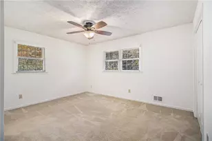 923 Tall Pine Ct SW, Stone Mountain, GA 30087 - Photo 24