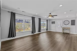 345 W Moreno St, Buford, GA 30518 - Photo 12