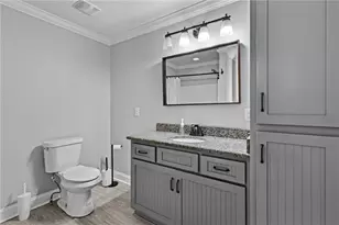 345 W Moreno St, Buford, GA 30518 - Photo 26