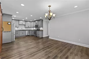 345 W Moreno St, Buford, GA 30518 - Photo 18