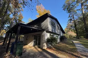 2045 Pine Oak Dr SW, Atlanta, GA 30310 - Photo 4