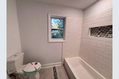 2045 Pine Oak Drive SW, Atlanta, GA 30310 - Photo 12