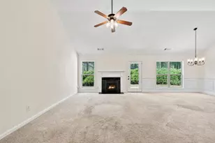 738 York View Dr, Auburn, GA 30011 - Photo 6