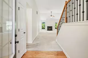 738 York View Dr, Auburn, GA 30011 - Photo 4