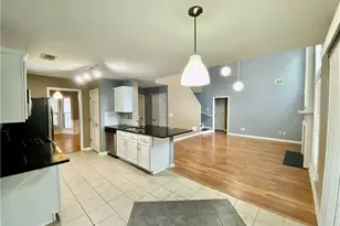 9020 Friarbridge Dr, Suwanee, GA 30024 - Photo 18