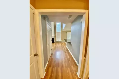 9020 Friarbridge Drive, Suwanee, GA 30024 - Photo 4