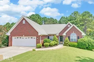 3644 Maple Forge Ln, Gainesville, GA 30504 - Photo 2