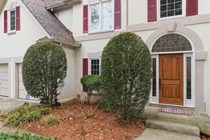 5635 Ashewoode Downs Dr, Alpharetta, GA 30005 - Photo 2