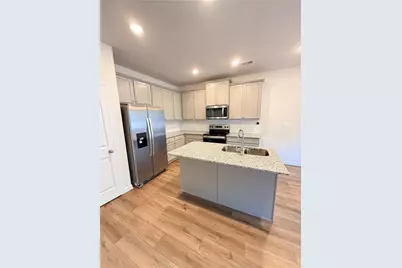 129 Jaxton Street, Hoschton, GA 30548 - Photo 4