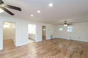 248 W River Bend Dr W, Eatonton, GA 31024 - Photo 8