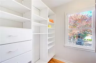 879 Lenox Oaks Cir NE, Atlanta, GA 30324 - Photo 16