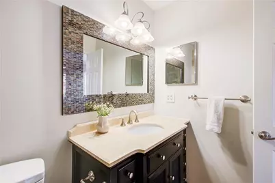 879 Lenox Oaks Circle NE, Atlanta, GA 30324 - Photo 20