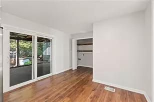 572 Dover St, Marietta, GA 30066 - Photo 10