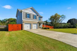 176 Village Way SW, Calhoun, GA 30701 - Photo 2