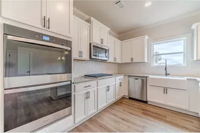 215 Pinewood Drive, Covington, GA 30014 - Photo 8