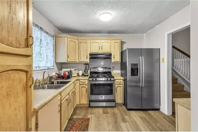 393 Cedar Trace SW, Marietta, GA 30008 - Photo 8