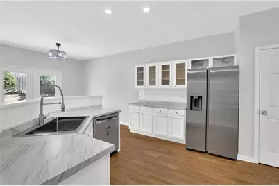 2493 Walnut Tree Lane, Buford, GA 30519 - Photo 4