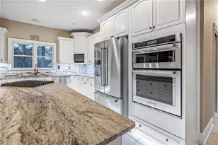 3608 Sunflower Dr, Buford, GA 30519 - Photo 18