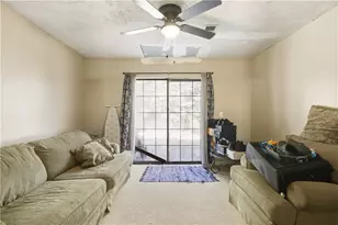 6305 Emerald Pointe Cir, Atlanta, GA 30349 - Photo 10