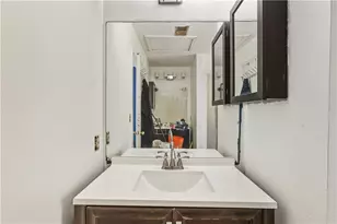 6305 Emerald Pointe Cir, Atlanta, GA 30349 - Photo 24