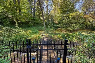 2446 Ellijay Dr NE, Brookhaven, GA 30319 - Photo 68