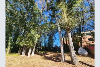 335 Jon Jeff Drive NW, Lilburn, GA 30047 - Photo 12